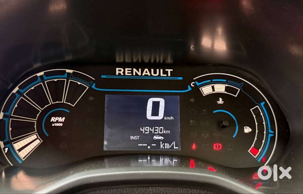 Renault Triber 1.0 Rxz Dual Tone, 2020, Petrol