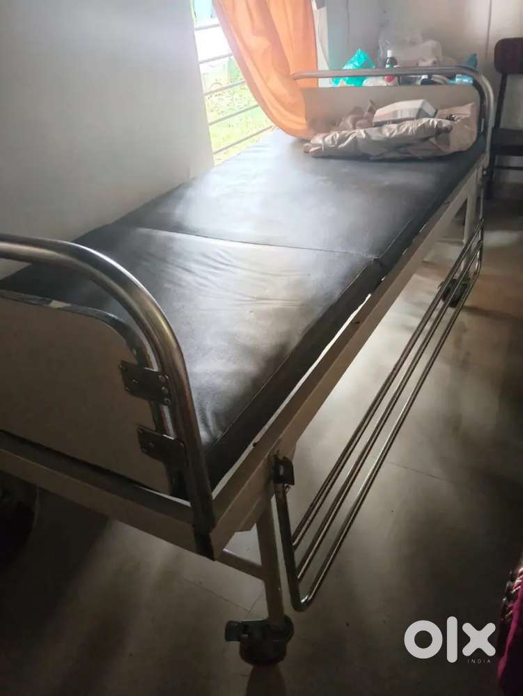 Hospital bed