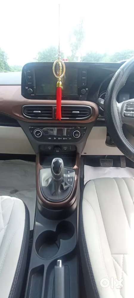 Hyundai Aura Sx Plus 2023 Petrol Amt