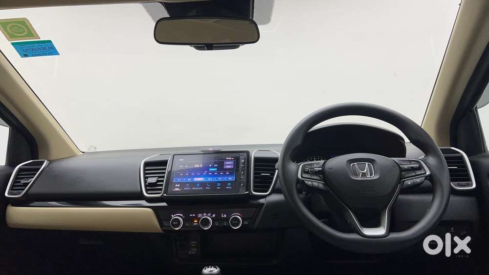 Honda City 1.5 V Mt, 2023, Petrol