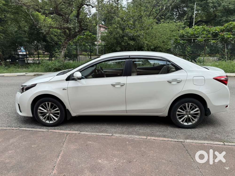 Toyota Corolla Altis Vl At, 2016, Petrol