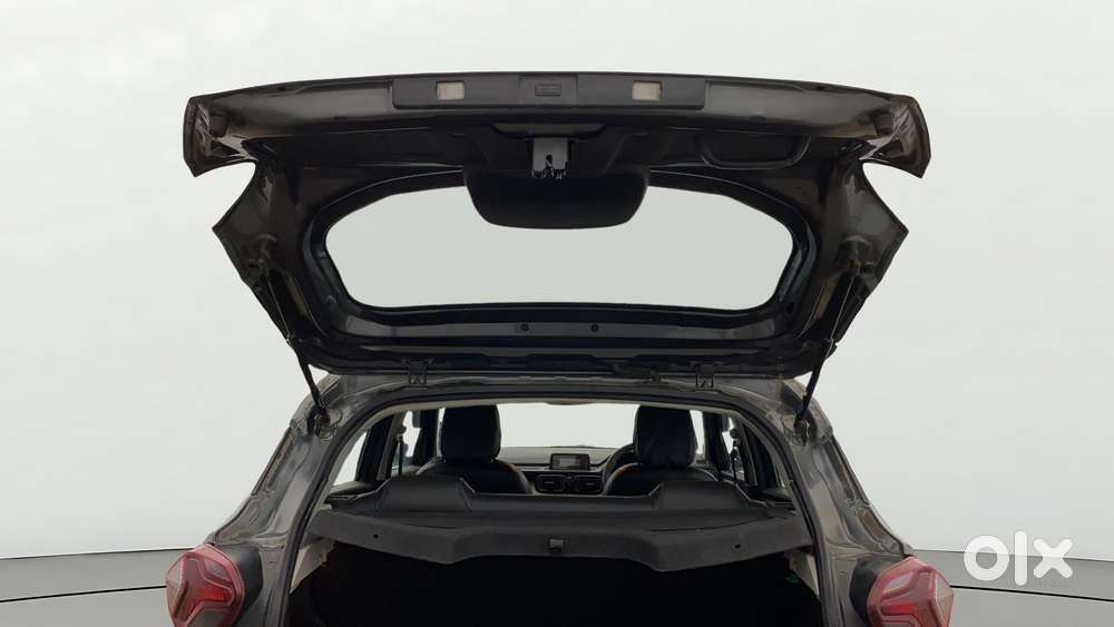 Tata Punch Camo Adventure Mt, 2022, Petrol