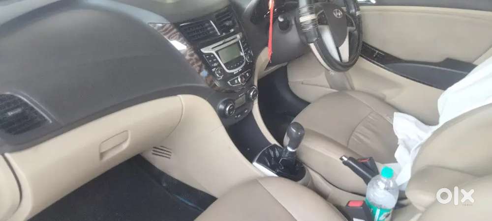 Nice Car Good Performance In Long Drive Good Malige 22 To 24