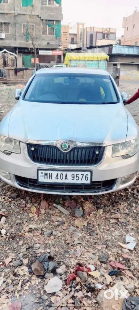 Skoda Superb Diesel All Electronic Function Okay Sunroof Working Condi