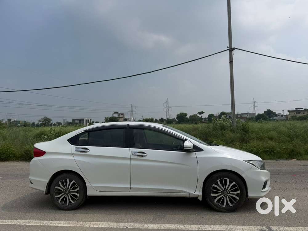 Honda Petrol Car 2017 Sunroof