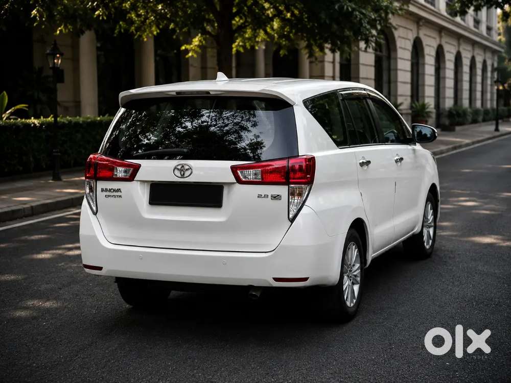 Toyota Innova Crysta 2016