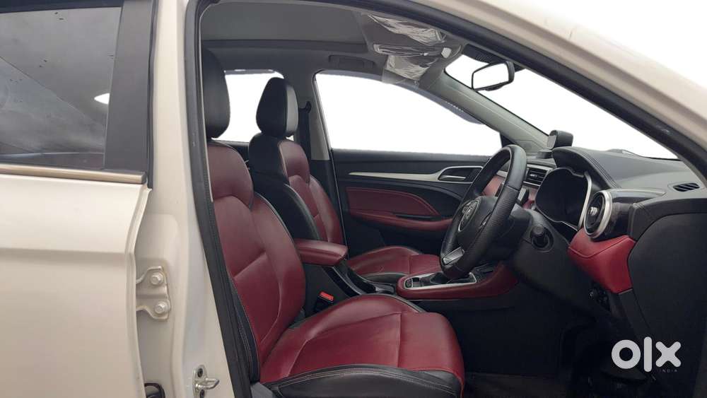 Mg Astor 1.5 Savvy Cvt S Red, 2024, Petrol