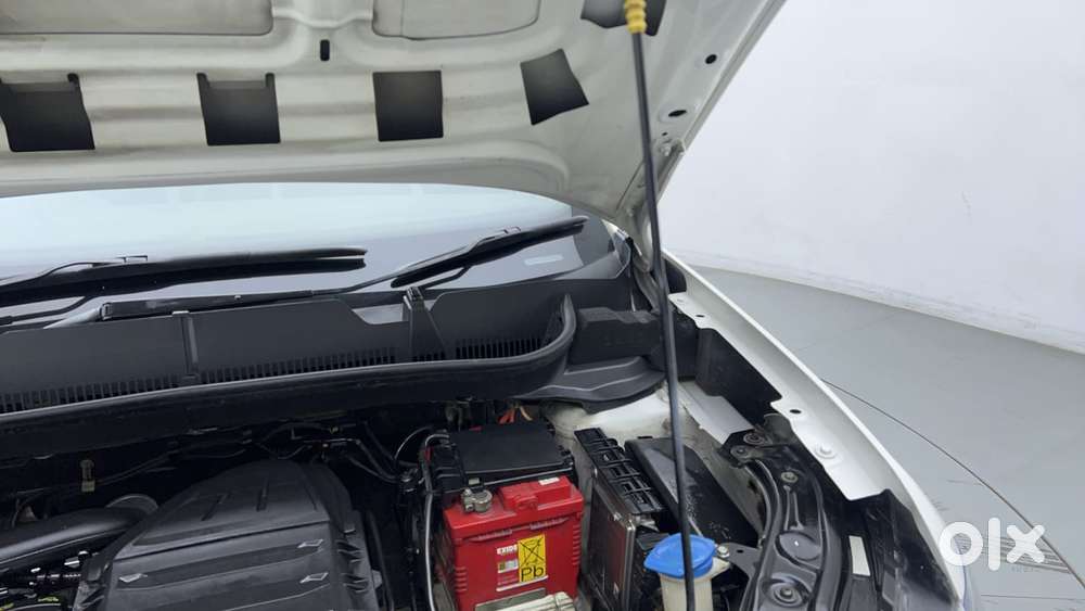 Volkswagen Taigun Topline 1.0 Tsi At (electric Seats), 2021, Petrol