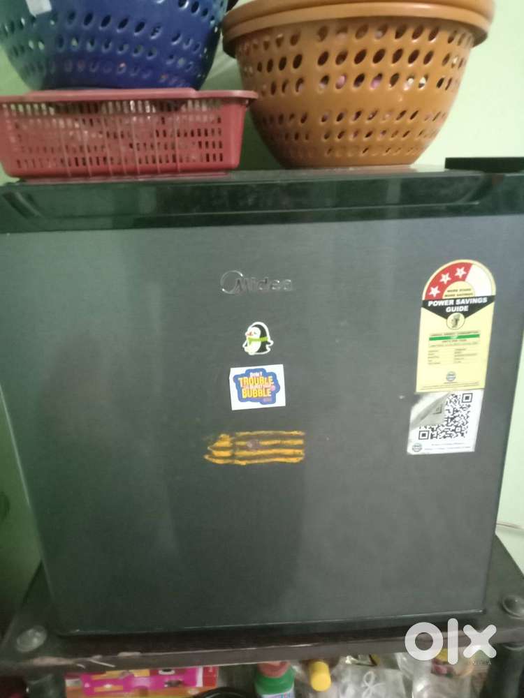 Mini fridge