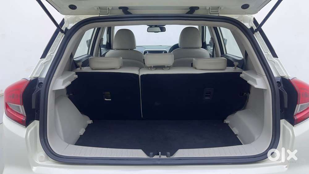 Mahindra Xuv300 W8 (o) 1.5 Diesel Amt, 2021, Diesel