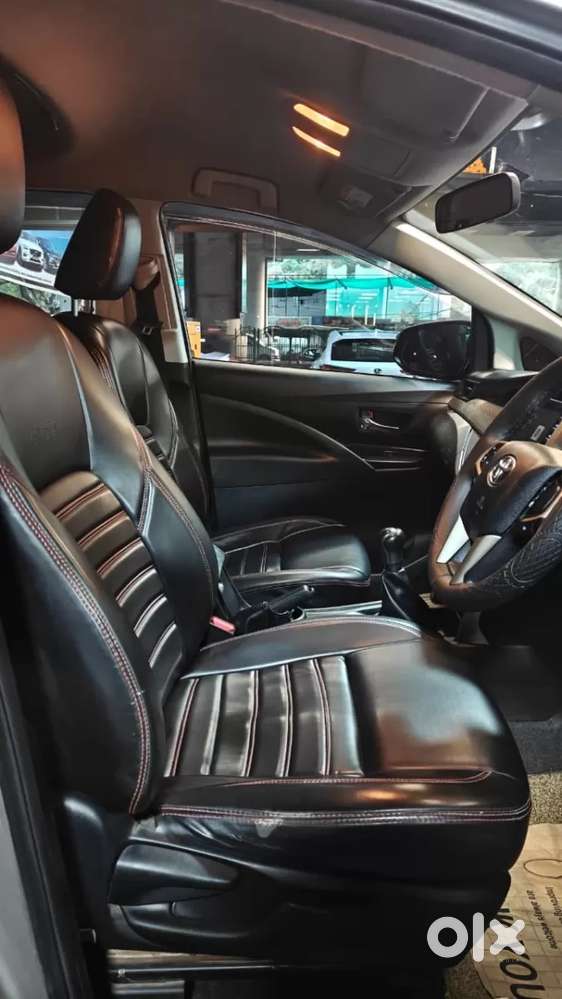 Toyota Innova Crysta 2.4 G Plus Mt 7 Str, 2022, Diesel