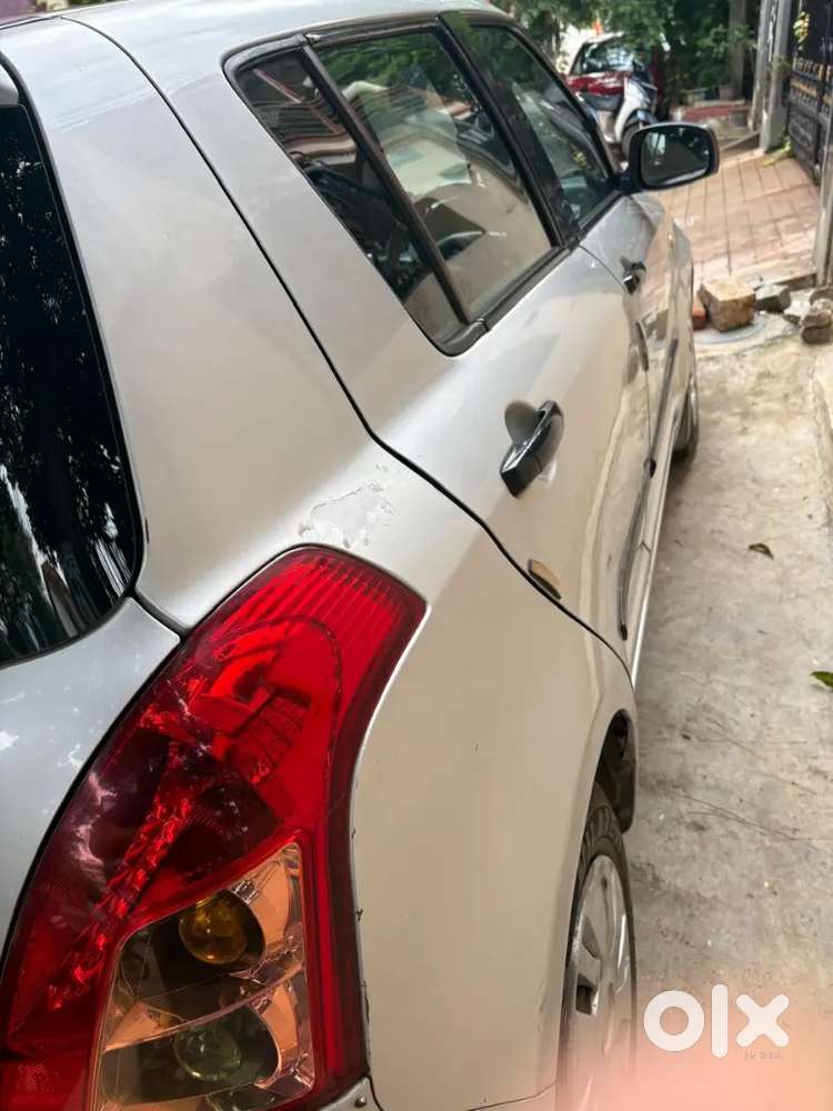 Swift Vxi Petrol 2010 Manual