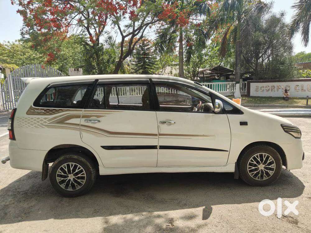 Toyota Innova 2.5 G (diesel) 8 Seater, 2014, Diesel