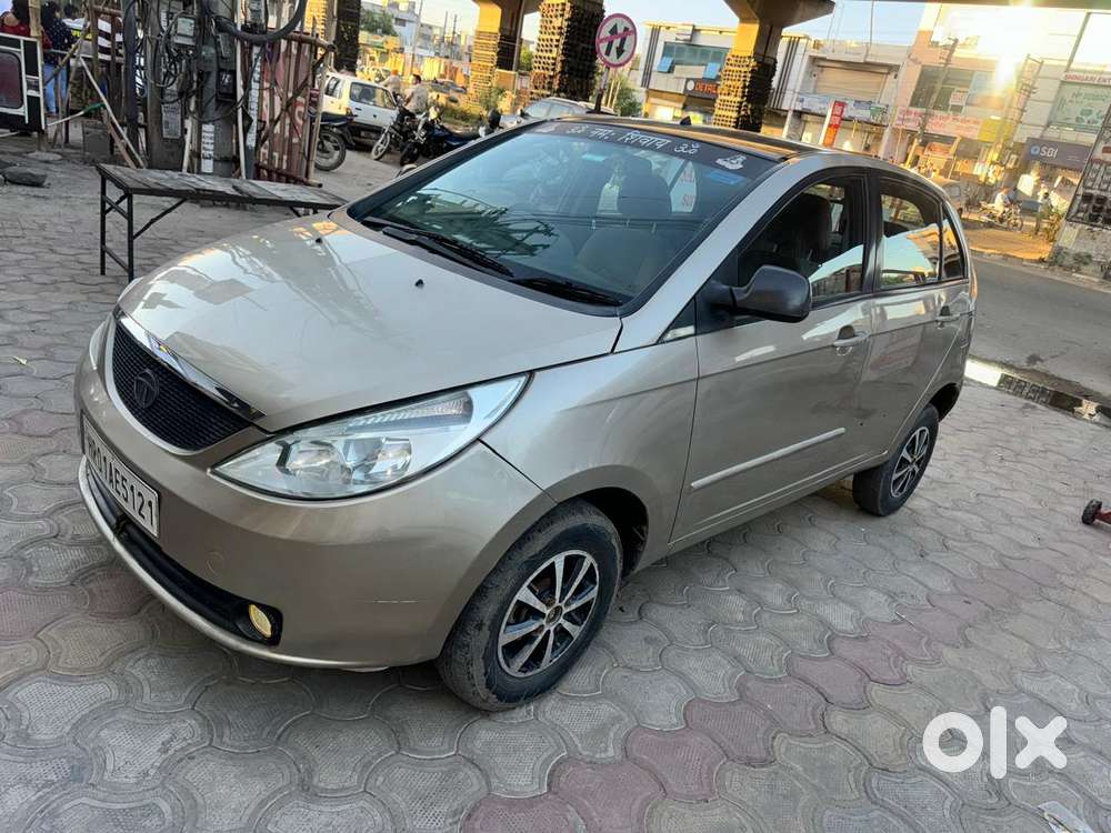 Tata Indica Vista 2008-2013 Aura 1.3 Quadrajet (abs), 2012, Petrol