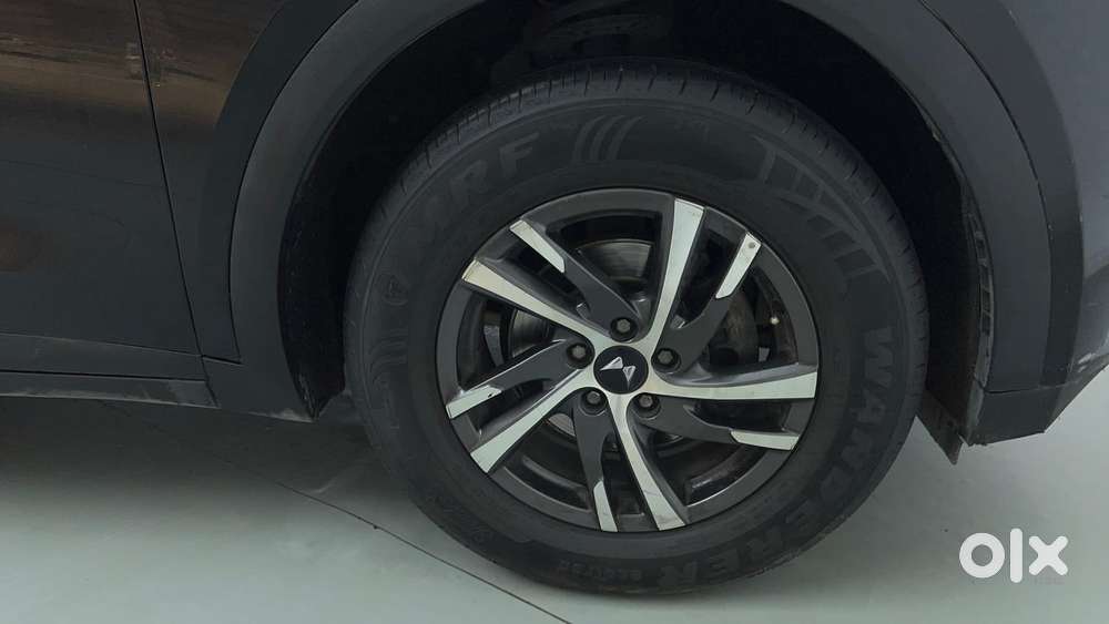 Mahindra Xuv700 2.2 Ax 5 Diesel Mt Str, 2024, Diesel