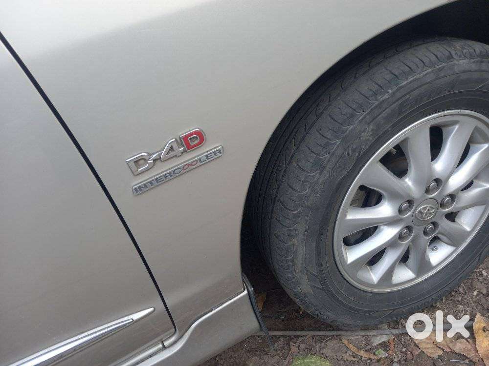 Toyota Innova 2.5 Z Diesel 7 Seater, 2014, Diesel