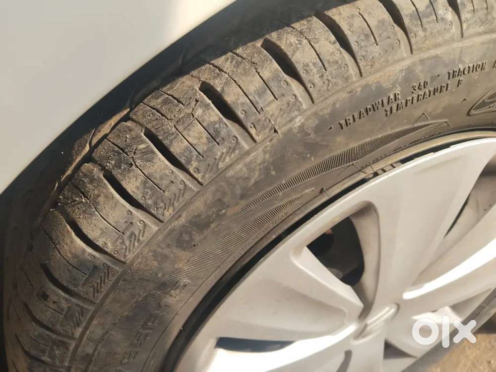 Maruti Suzuki Ertiga 2016 Diesel 121000 Km Driven