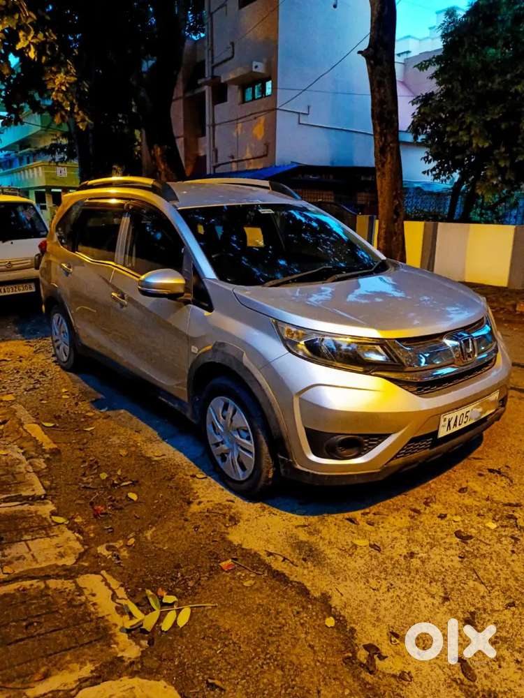 Honda Br-v 2017 Petrol  Immaculate Condition  Well Maintained