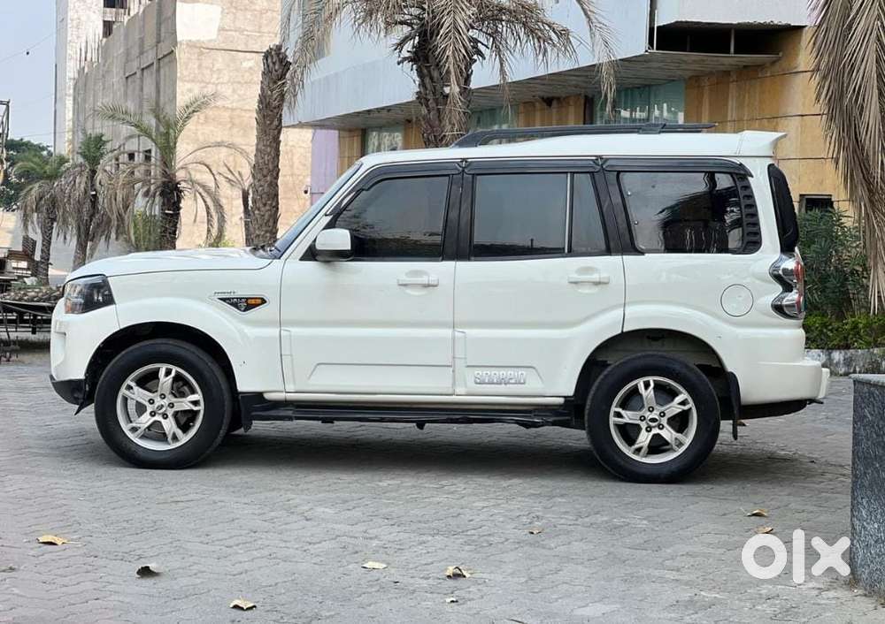 Mahindra Scorpio 1.99 S10, 2015, Diesel