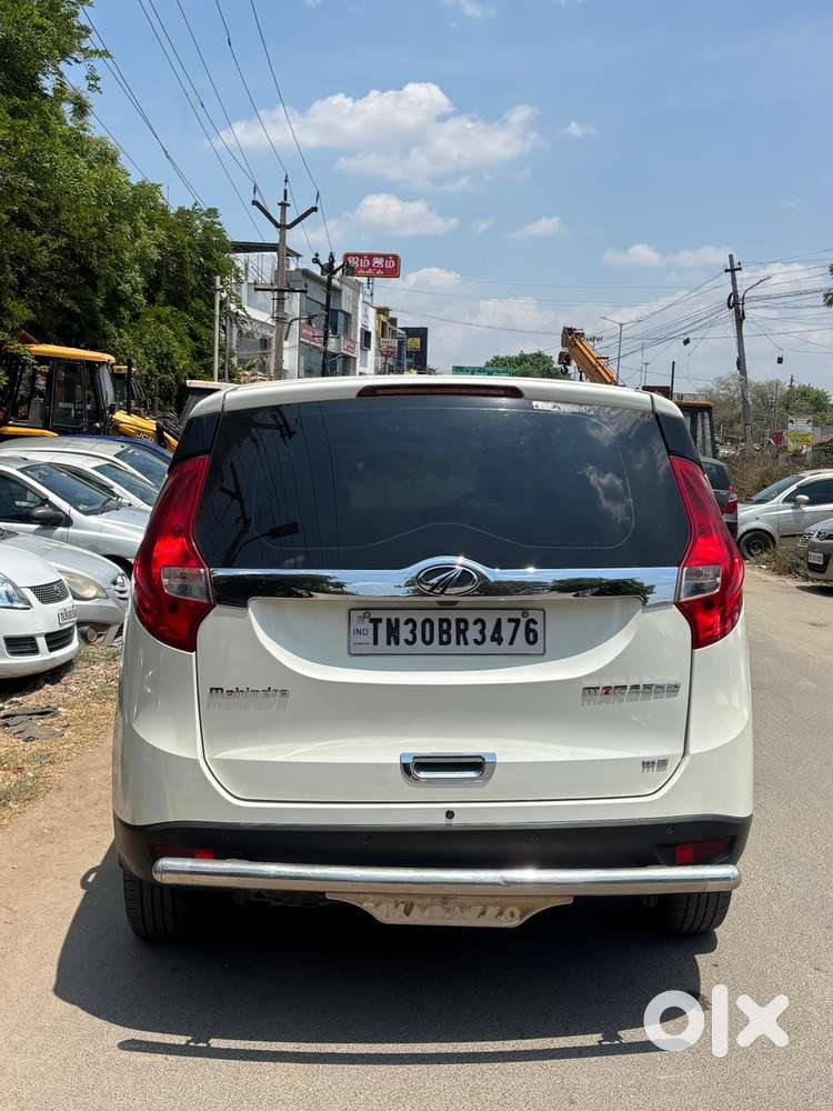 Mahindra Marazzo, 2020, Diesel