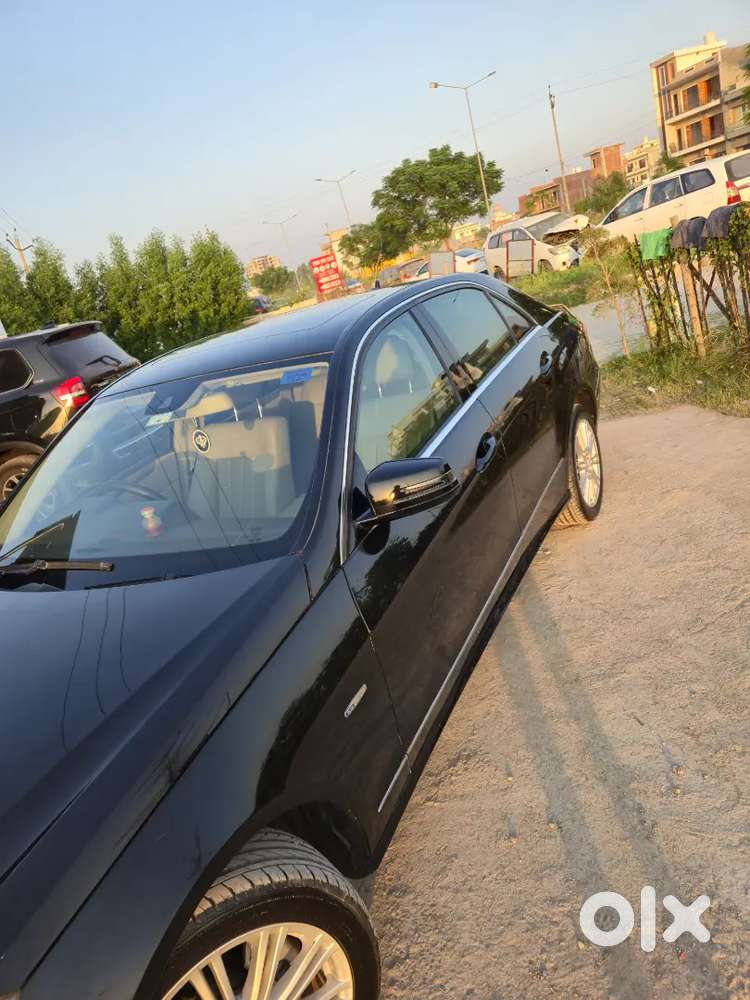 Mercedes-benz E-class 2010 Petrol 105000 Km Driven