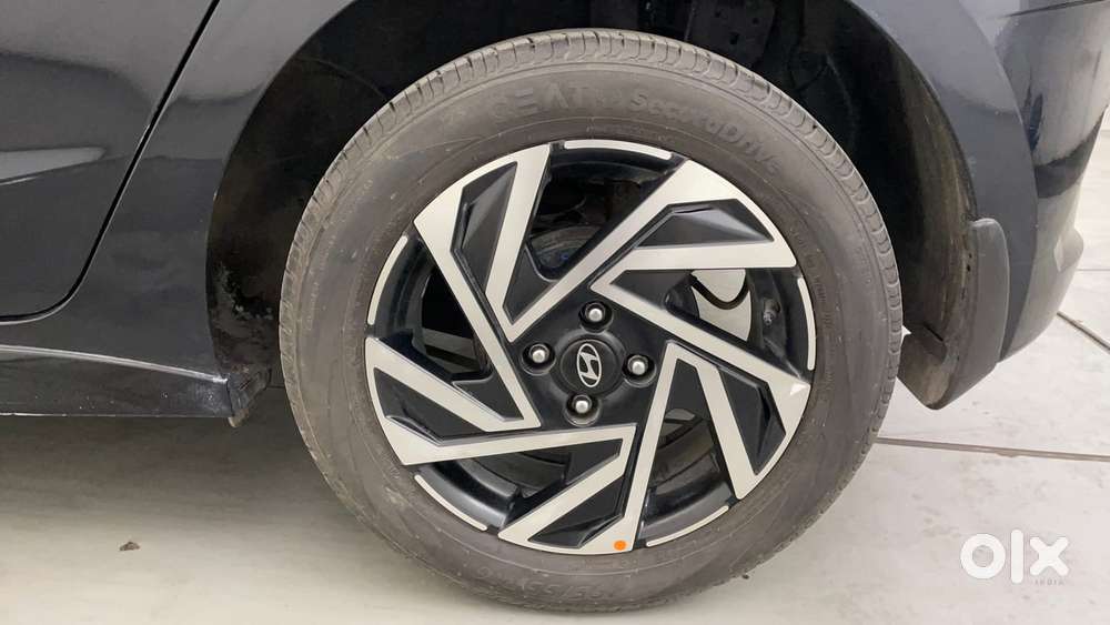 Hyundai New I20 1.2 Asta (o) Ivt, 2024, Petrol