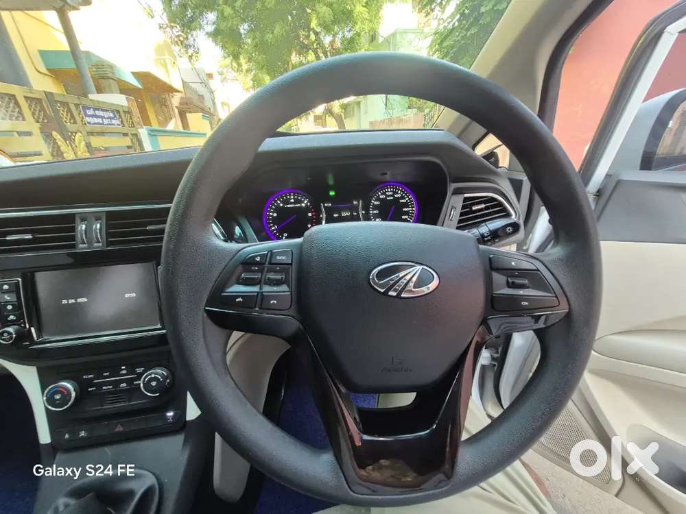 Mahindra Marazzo M6 Plus 2025