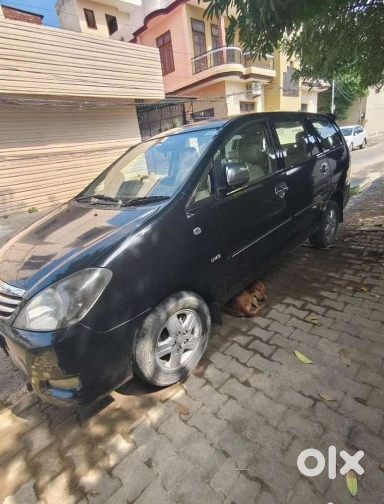 Toyota Innova 2006 Diesel Well Maintained