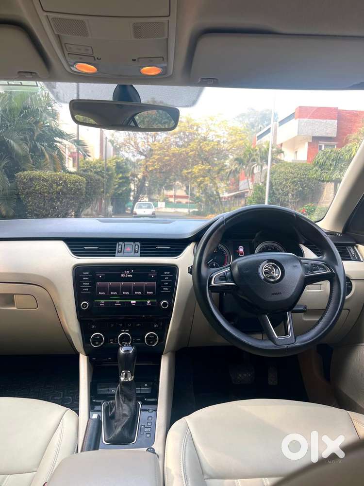 Skoda Octavia 1.8 Tsi Style Plus At, 2018, Petrol