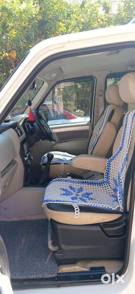 Mahindra Scorpio S10, 2015, Diesel