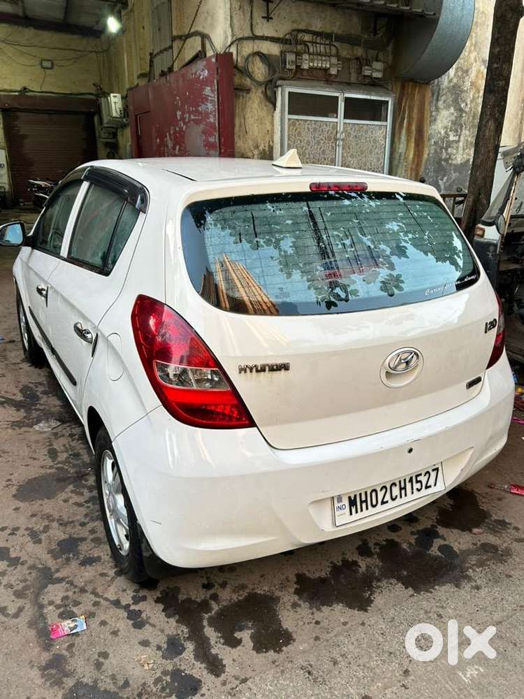 Hyundai 2012 Manual Car