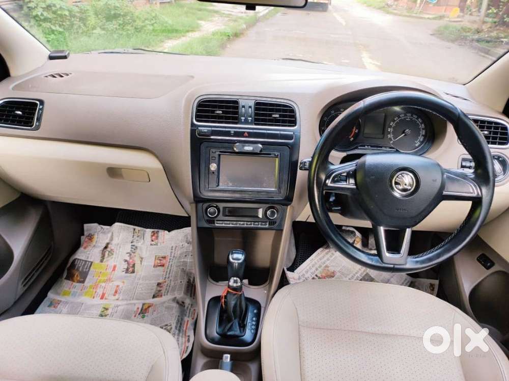 Skoda Rapid Elegance Mpi, 2015, Petrol
