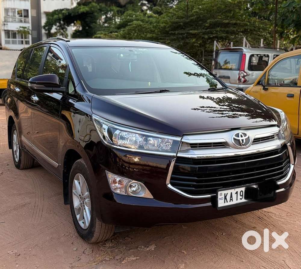 Toyota Innova Crysta 2017 Diesel 32000 Km Driven