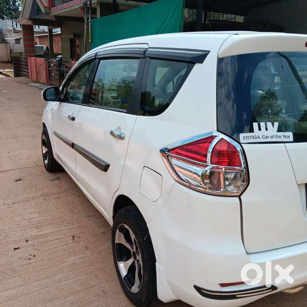 Maruti Suzuki Ertiga 2014 Petrol 125000 Km Driven