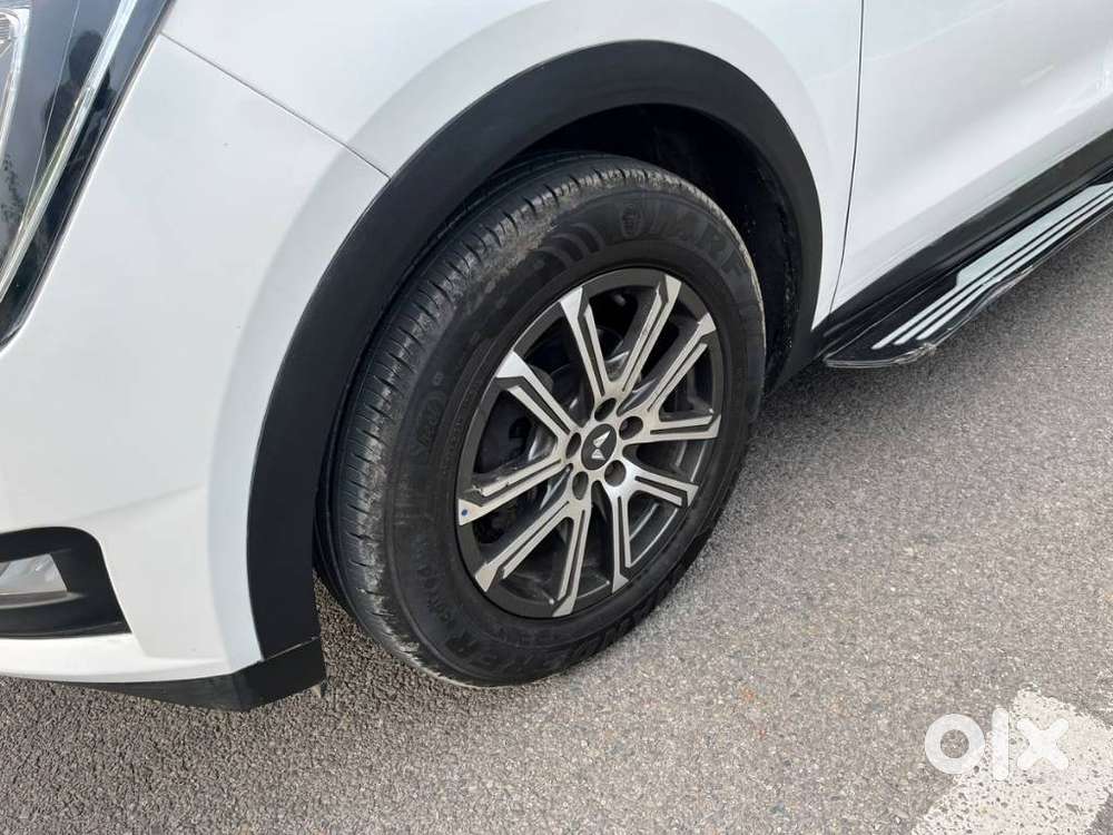 Mahindra Xuv700 2.0 Ax 7 Petrol At Luxury Pack Str, 2022, Petrol