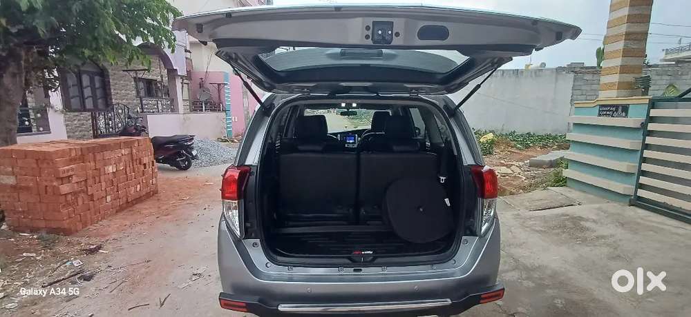 Toyota Innova Crysta 2019