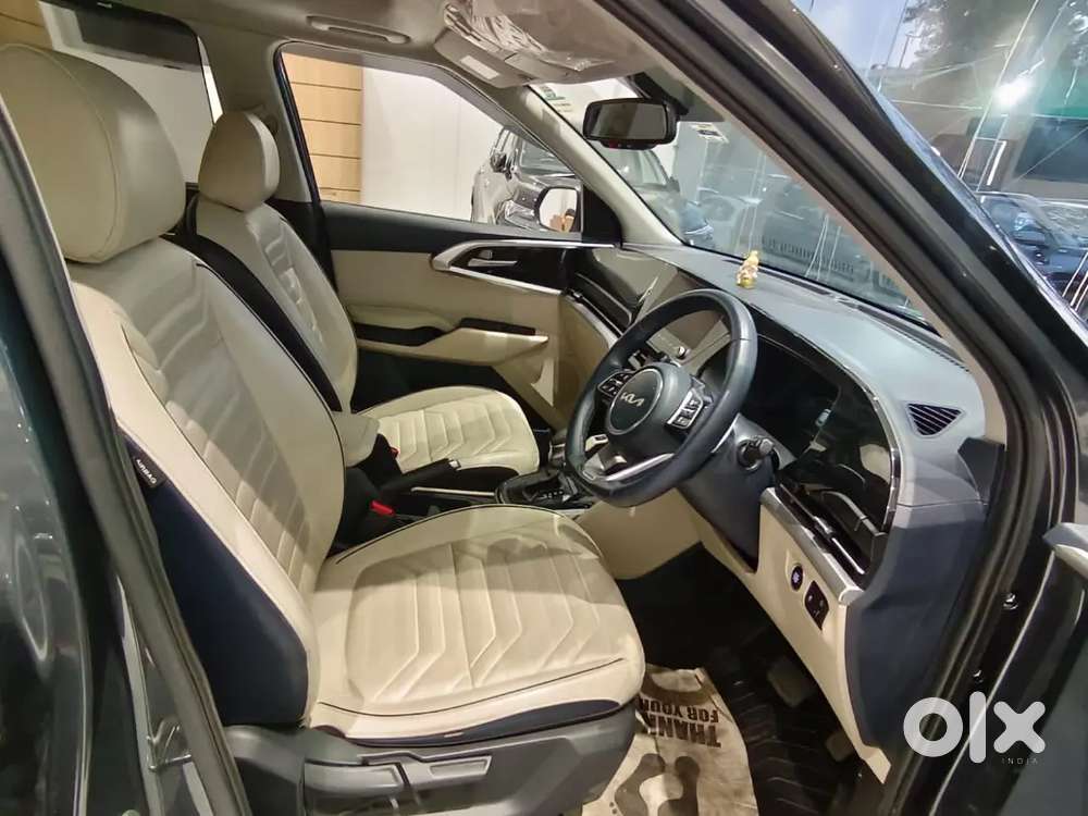 Kia Carens 2022 Petrol 22000 Km Driven