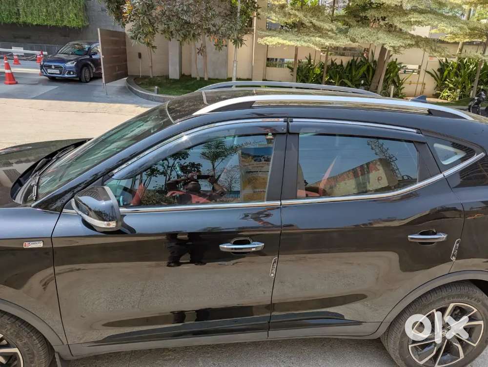 Mg Astor 2024 Petrol Automatic 21200 Km Driven