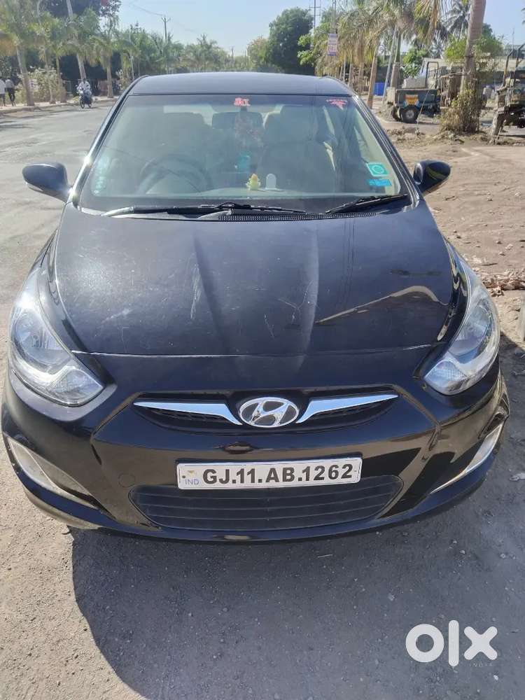 Hyundai Verna 2011