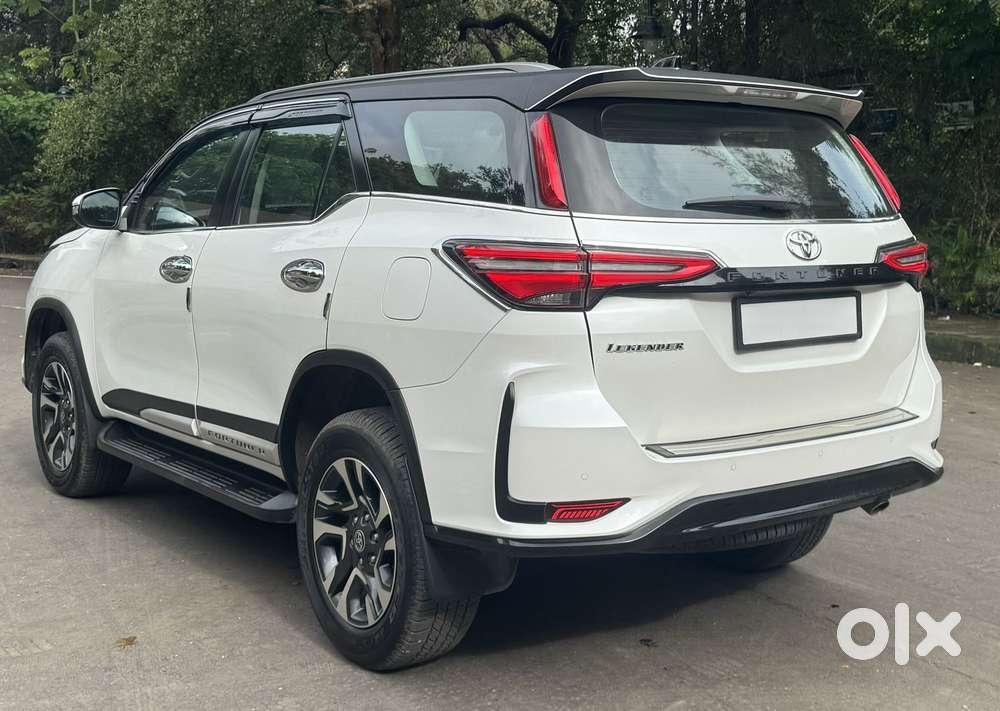 Toyota Fortuner Legender 4x2 At 2.8, 2024, Diesel