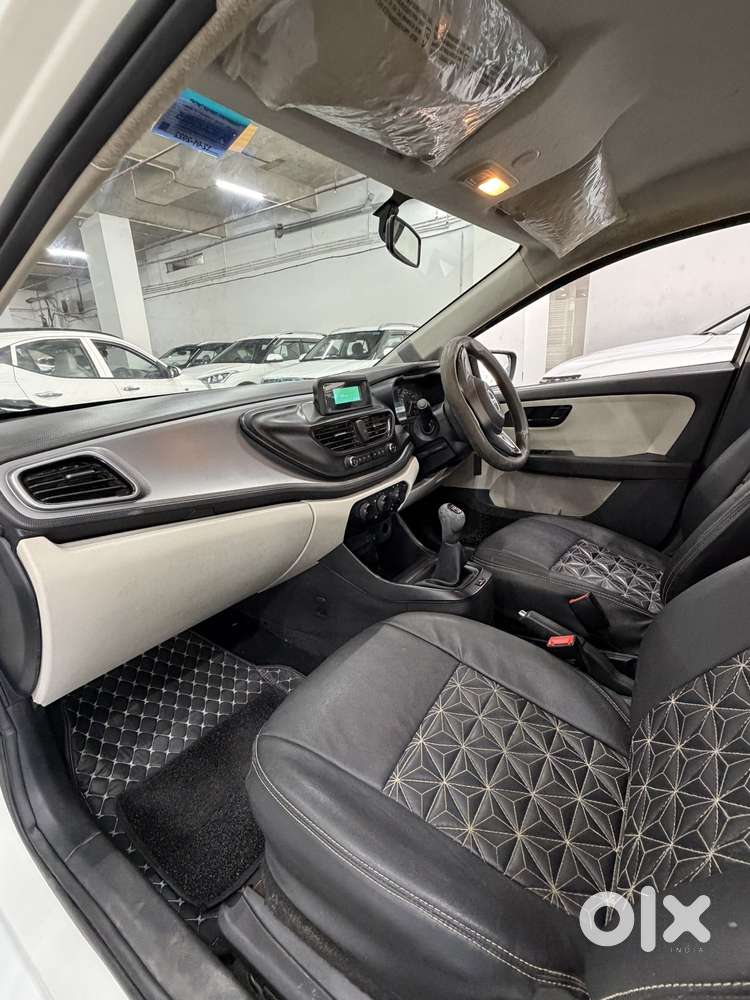 Tata Altroz Xe Petrol, 2021, Petrol