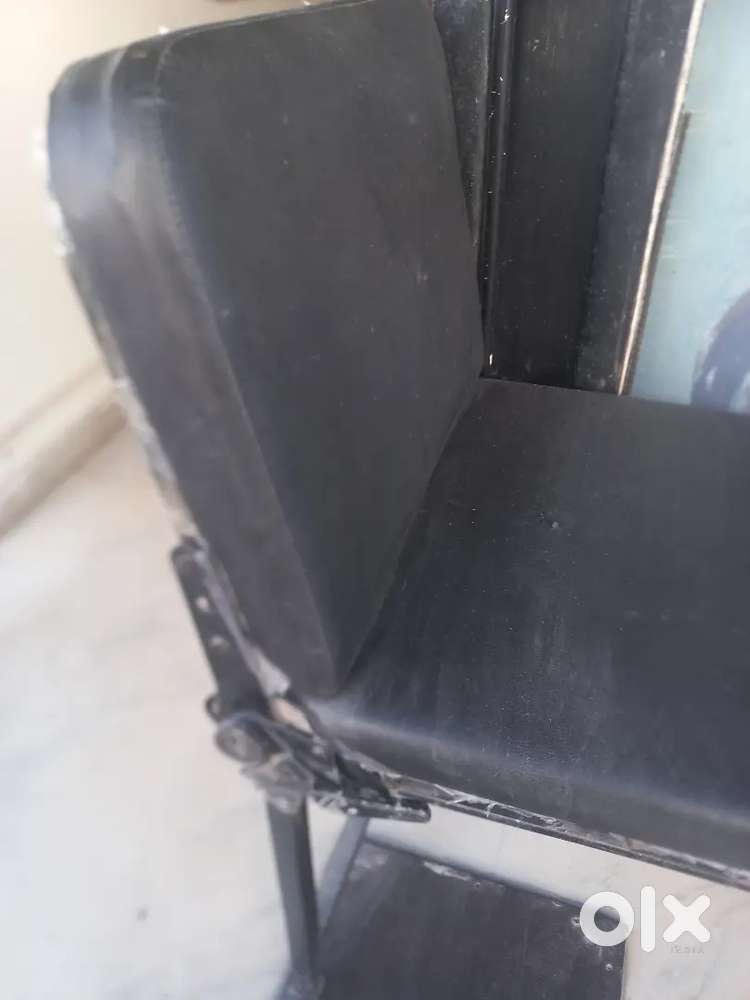 Facial bed