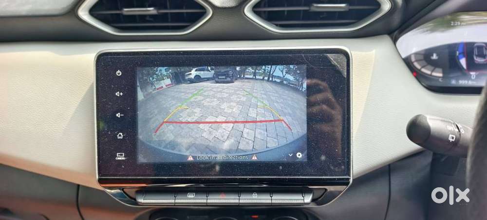 Nissan Magnite 1.0 Xv Turbo Cvt Dual Tone, 2021, Petrol