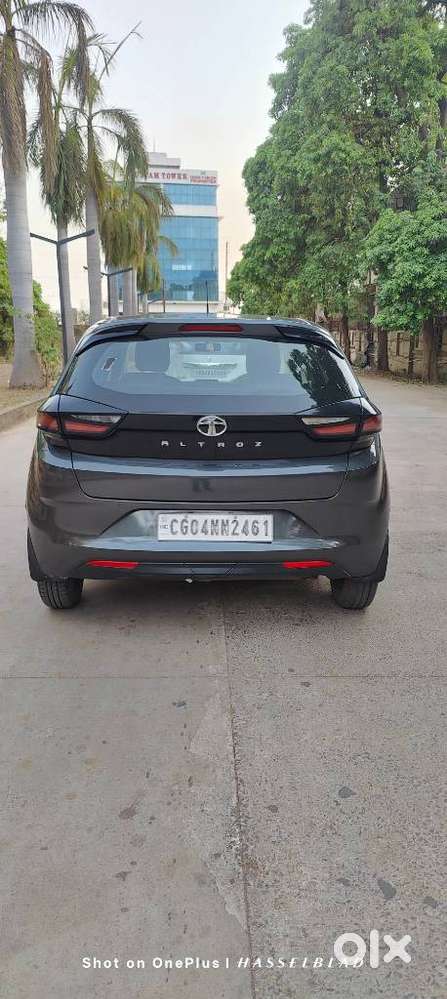 Tata Altroz 1.2 Xe, 2021, Petrol