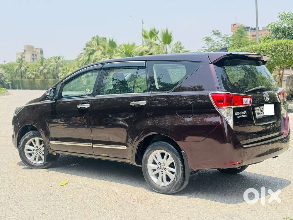 Toyota Innova Crysta 2.4 G Mt 7 Str, 2017, Diesel