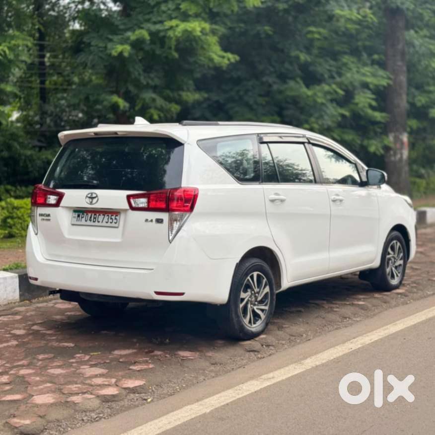 Toyota Innova Crysta 2.4 G Plus Mt 7 Str, 2021, Diesel