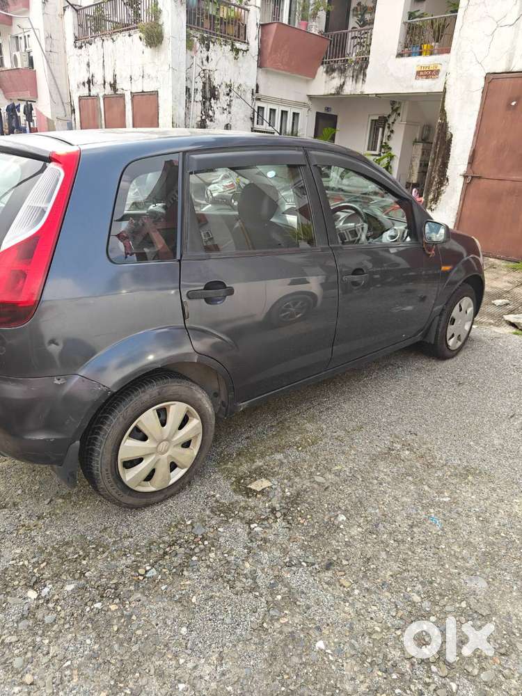 Ford Figo Lxi Duratec 2010