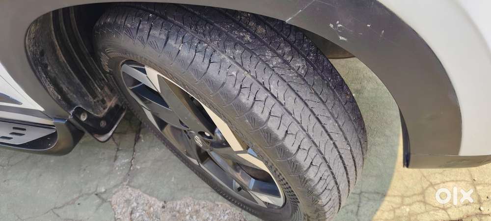 Hyundai Alcazar Platinum (o) 7 Str 1.5 Petrol Dct, 2023, Petrol