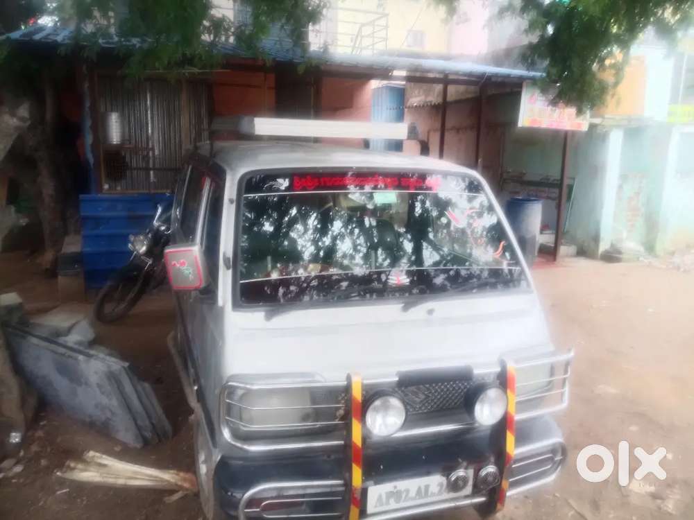 Maruti Suzuki Omni 5 STR 2011