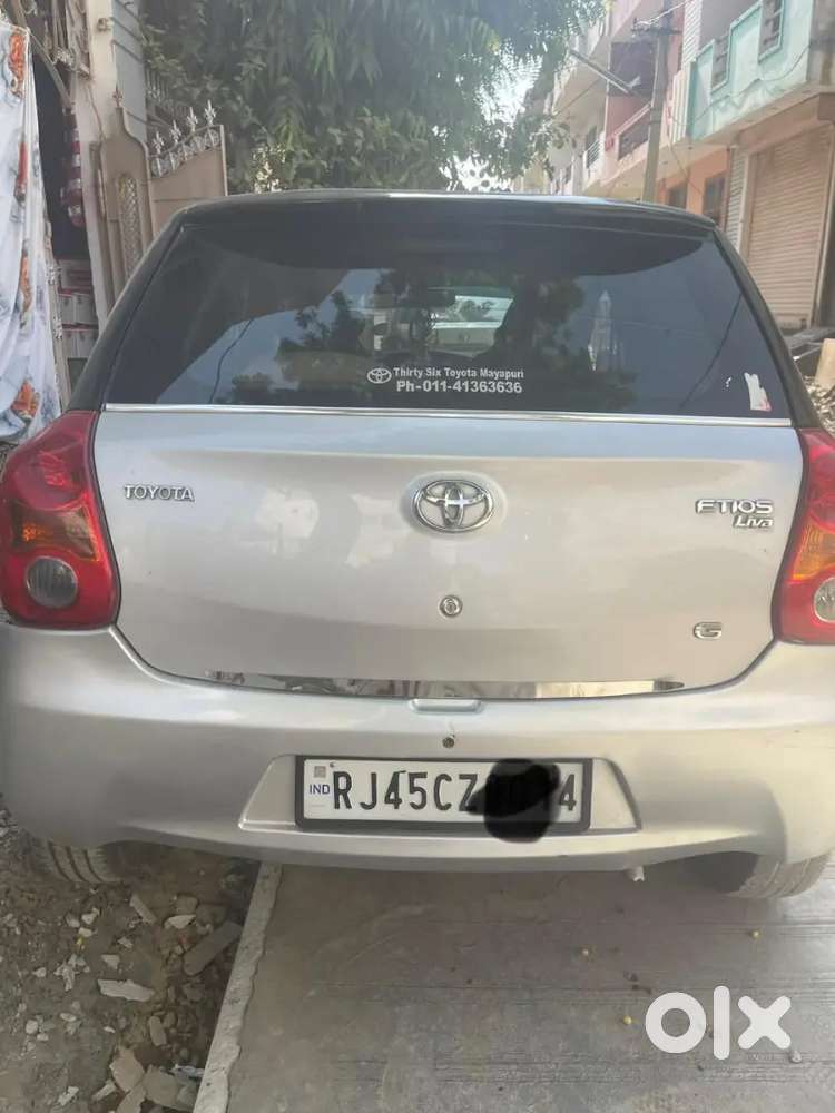 Toyota Etios Liva 2011